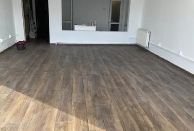 Spatiu comercial Podul de Piatra , 120mp , vitrina generoasa - 4