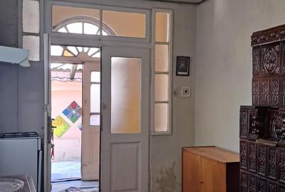 Apartament cu 2 camere circular în Parcul Carol - 16