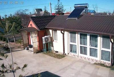 Casă cu 4 camere în Albota - 1