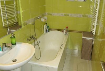 Apartament cu 2 camere decomandat în 13 Septembrie - 7