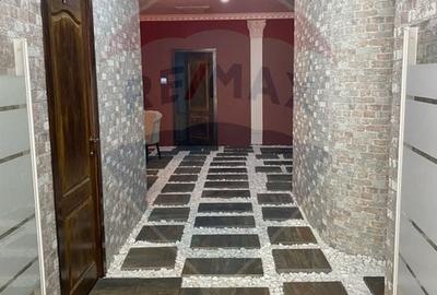 Birou, de 25 mp, în Unirii - 2
