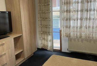 Garsonieră decomandată în Complex Studențesc