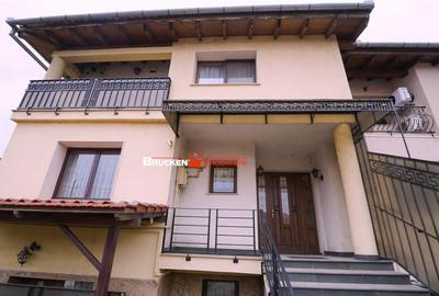 Casa primitoare in cartierul Iosia - 16