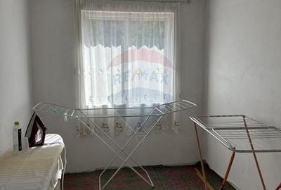 Casa / Vila cu 4 camere de vanzare in zona Periferie - 12