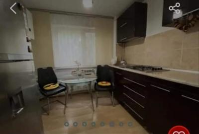 Inchiriez apartament cu 2 camere situat in Micro V langa piata. Liber din 17 ianuarie.Pret 1500 ron. - 3
