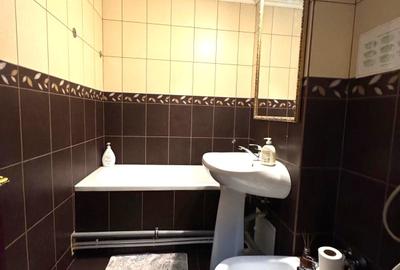 OCAZIE ! APARTAMENT 4 CAMERE LA PRET DE 3 P-TA UNIRII- FANTANI - CASA POPORULUI OCAZIE ! APARTAMENT 4 CAMERE LA PRET DE 3 P-TA UNIRII- FANTANI - CASA POPORULUI - 4