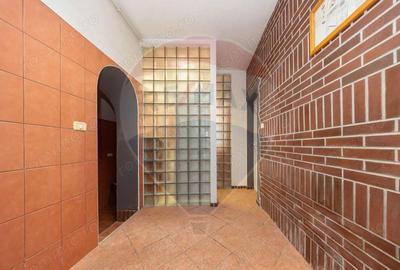 Spațiu comercial, de 39 mp, în Centrul Istoric - 5