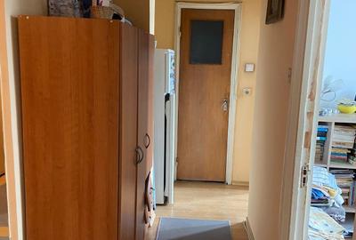 Apartament 3 camere, 70 mp, etaj 2/10 | Metrou Râul Doamnei | Sector 6 - 8