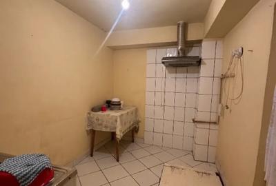 Casă cu 3 camere cu Teren 105 Mp în Central - 3