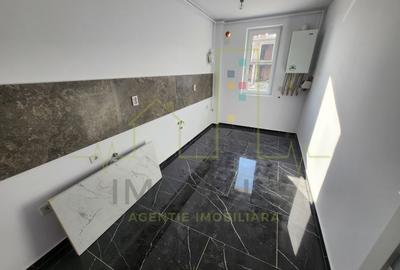 Garsonieră decomandată în Girocului - 2