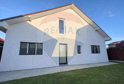 Casă cu 3 camere cu Teren 254 Mp în Valu lui Traian - 8