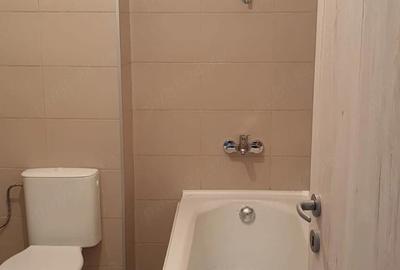 Garsonieră decomandată în Est - 3