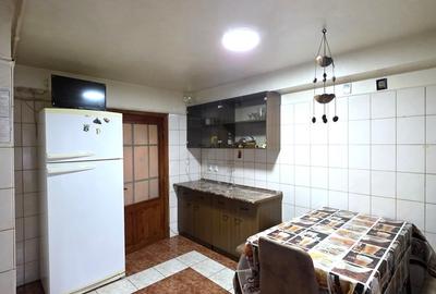Apartament cu 4 camere decomandat în Decebal - 3