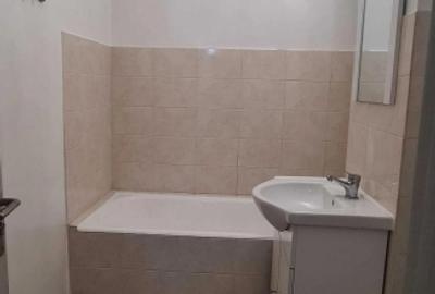 Apartament cu 2 camere decomandat în Târgu Cucu - 7