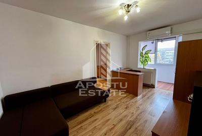Apartament 2 camere,etaj 3,centrala proprie,zona Dacia - 1