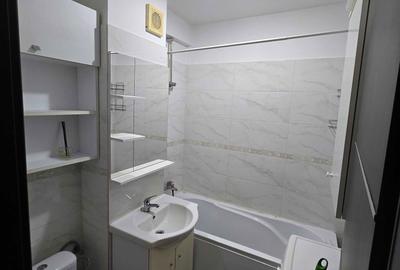 Apartament cu 3 camere semidecomandat în Central - 10