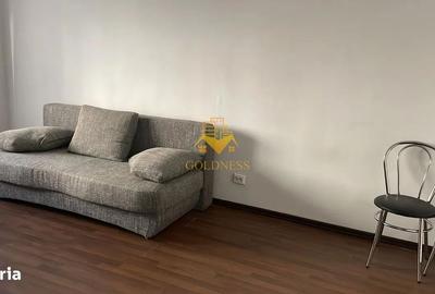 Garsonieră decomandată, mobilată în Plopilor - 5