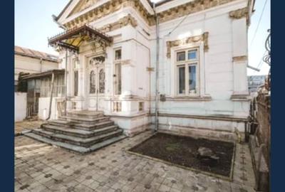 Vila istorica de patrimoniu - 160 mp/teren 262 mp - 1