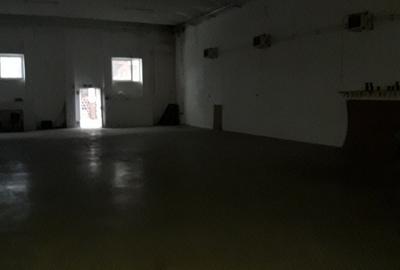 Spațiu industrial, 300 mp în Zona industrială - 4