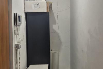 Spațiu comercial, de 20 mp, în Mazepa 1 - 4