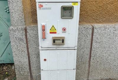 Casă cu 6 camere cu Teren 2160 Mp în Balinț - 1