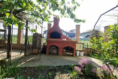 Casă cu 5 camere cu Canalizare în Brănești - 4