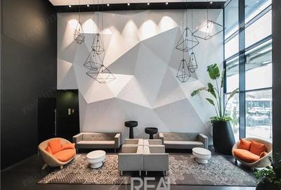 Spațiu comercial, în Politehnica - 1