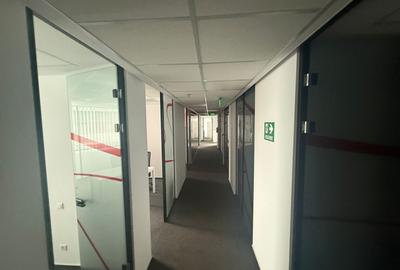 Birou, de 480 mp, în P-ța Victoriei - 1