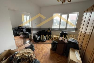 Casă individuală cu 4 camere cu Canalizare în Unirii - 3