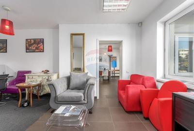 Centru comercial cu spatiu de showroom birouri - 12
