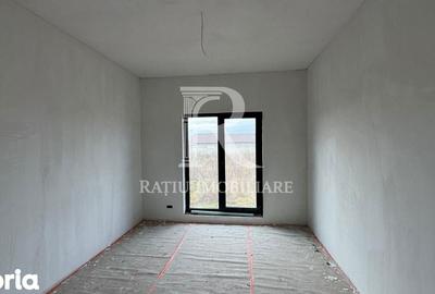 Casă cu 4 camere cu Teren 559 Mp în Girișu de Criș - 7