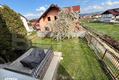 Casă cu 3 camere cu Teren 323 Mp în Cetate - 2