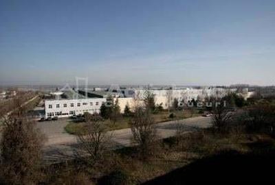 Complex industrial 30130 mp construit - Teren 42558 mp