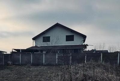 Teren de 572 mp, în Central