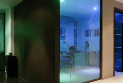 Penthouse cu 3 camere, mobilat în Central - 13