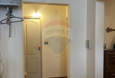 Apartament cu 3 camere, mobilat în Central - 5