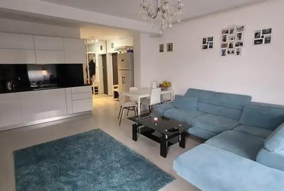 Apartament cu 3 camere semidecomandat, mobilat în Central - 1