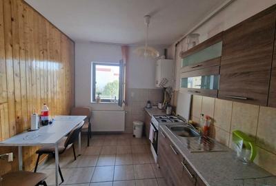 Apartament cu 2 camere decomandat în Central - 1