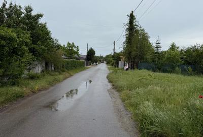Casă individuală cu 5 camere cu Canalizare în Central - 1