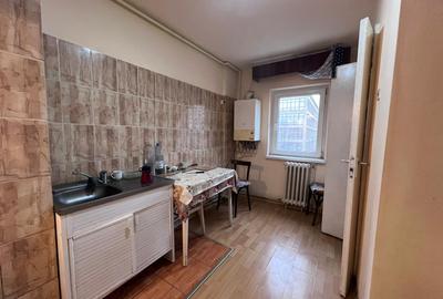 Apartament 4 camere,zona Liceul-Auto - 5