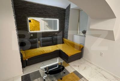 Apartament de vanzare, cu 2 camere, cu terasa si parcare, zona ultracentrala - 1