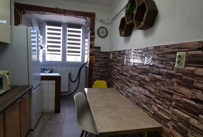 Apartament cu 3 camere semidecomandat, mobilat în Giurgiului - 10