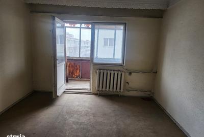 Apartament cu 2 camere semidecomandat în Narcisa - 2