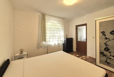 Casă cu 5 camere cu Teren 436 Mp în Central