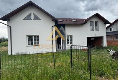 Casă cu 4 camere cu Teren 590 Mp în Tăuții-Măgherăuș