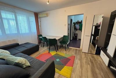 Apartament cu 2 camere semidecomandat, mobilat în Micro 16 - 1