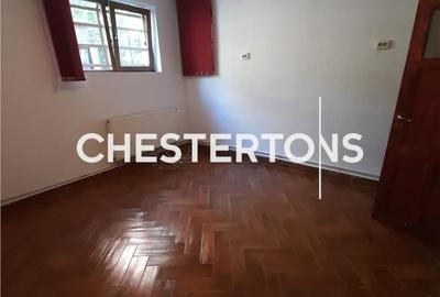 Apartament cu 3 camere decomandat în Tineretului