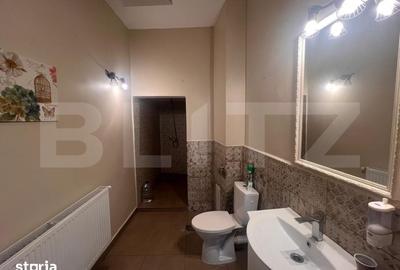 Spațiu comercial, de 100 mp, în Central - 8