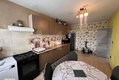 Casă cu 4 camere cu Teren 258 Mp în Central - 14