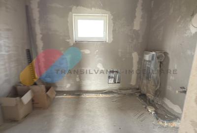 Casă individuală cu 4 camere cu Canalizare în Chinteni - 4